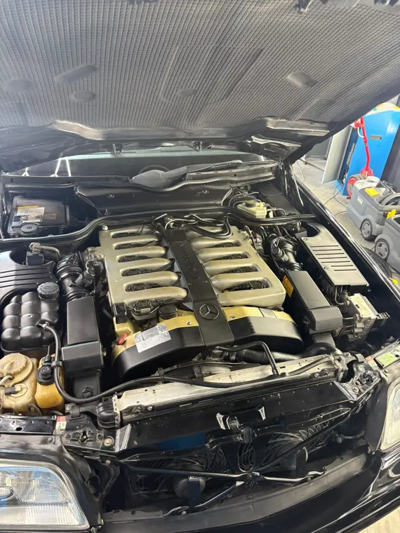 Mercedes SL 600